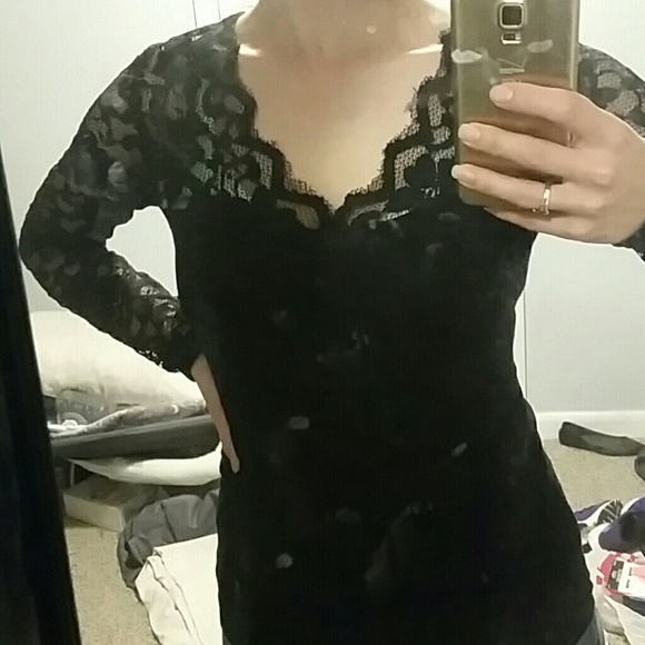 Lace top - Picture 3 of 6